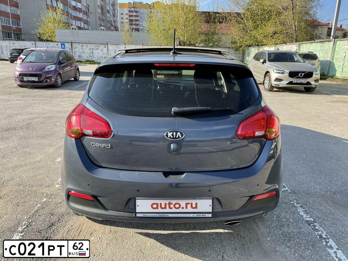 Фото автомобиля PEUGEOT 107, 2013 — госномер С021РТ62. Цвет: ФИОЛЕТОВЫЙ
