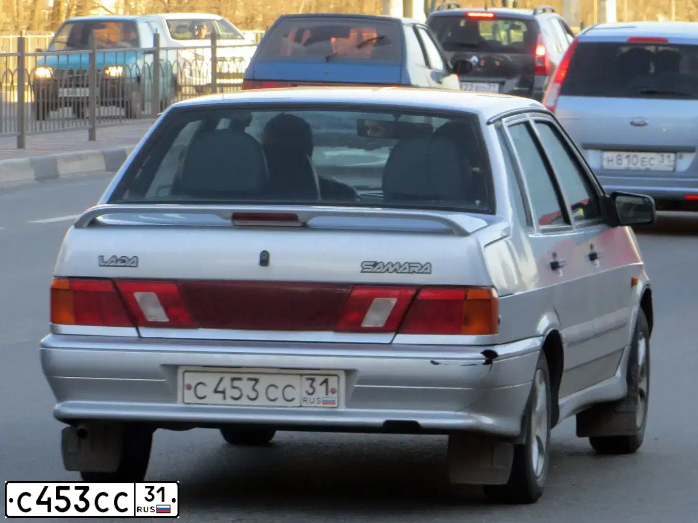 Фото автомобиля LADA 2115 SAMARA, 2010 — госномер С453СС31. Цвет: СВЕТЛО-СЕРЕБРИСТЫЙ МЕТАЛЛИК
