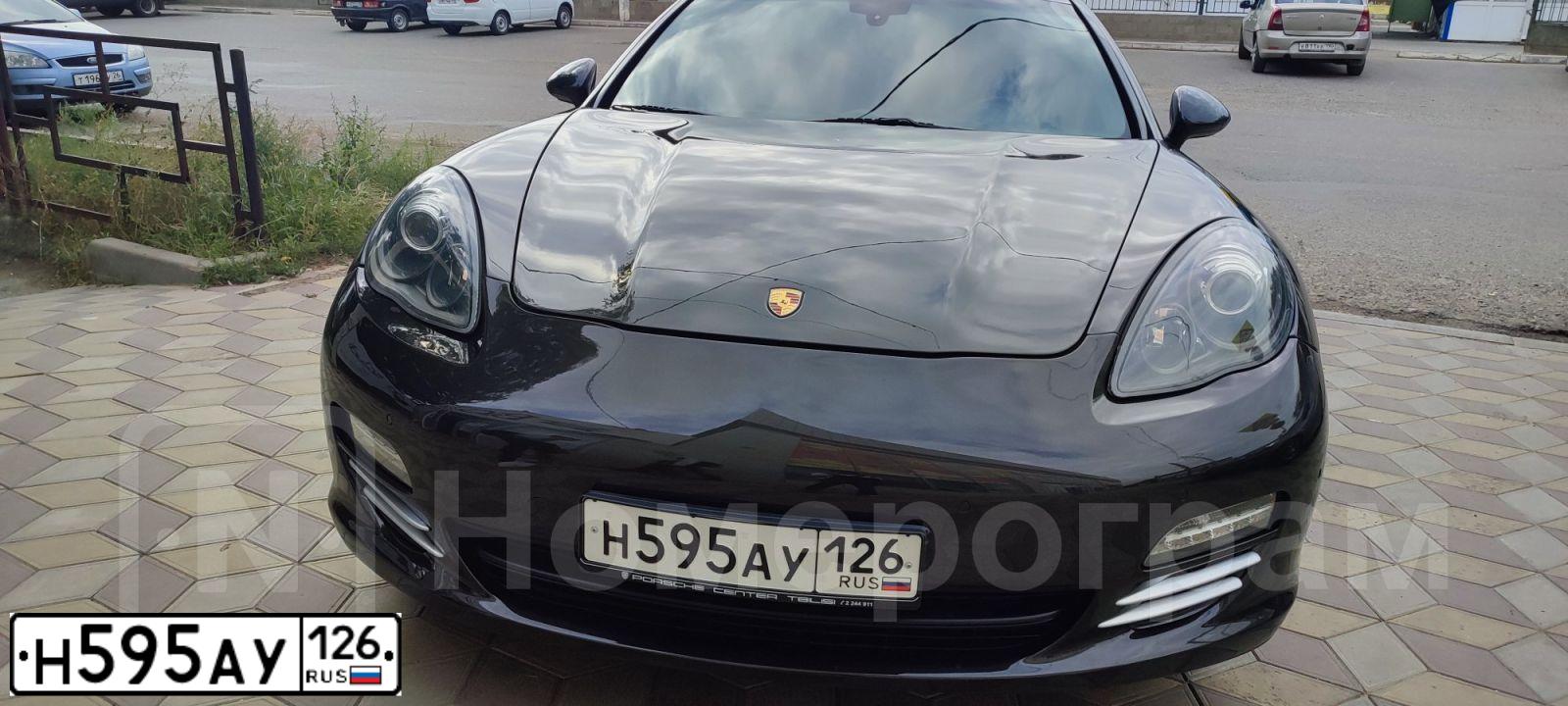 Фото автомобиля PORSCHE PANAMERA, 2009 — госномер Н595АУ126. Цвет: СЕРЫЙ