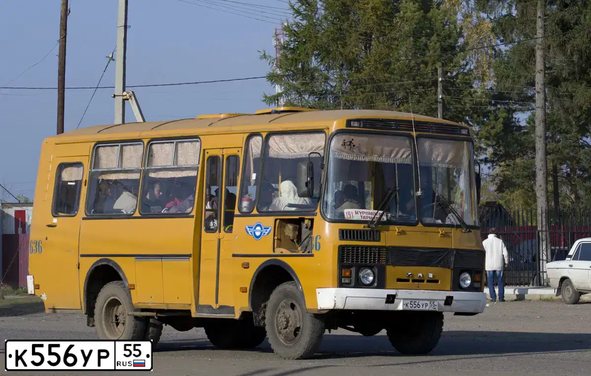 Фото автомобиля PAZ 3206, 2004 — госномер К556УР55. Цвет: ЖЕЛТЫЙ