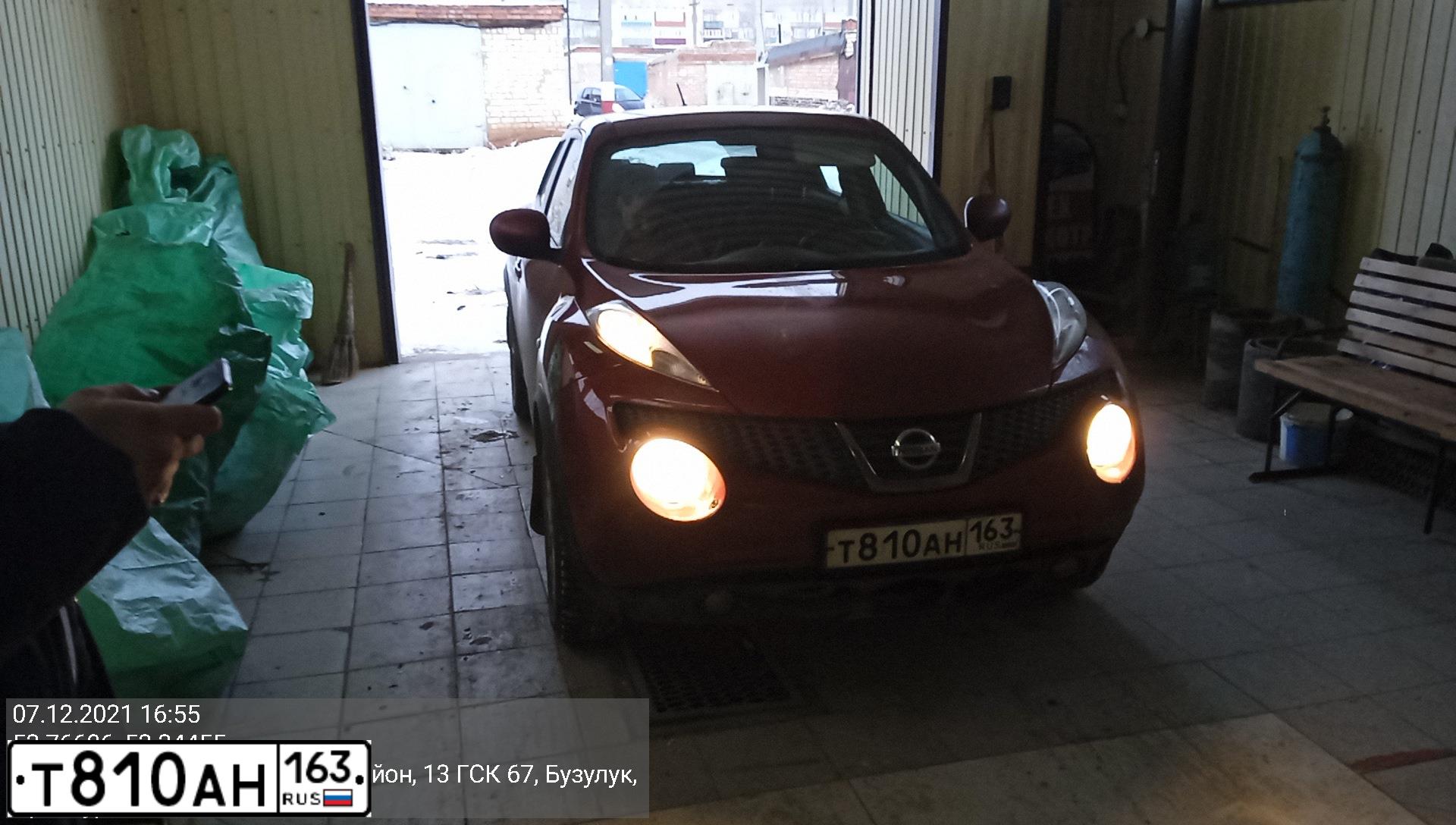 Фото автомобиля NISSAN JUKE, 2012 — госномер А321ТС156. Цвет: Красный