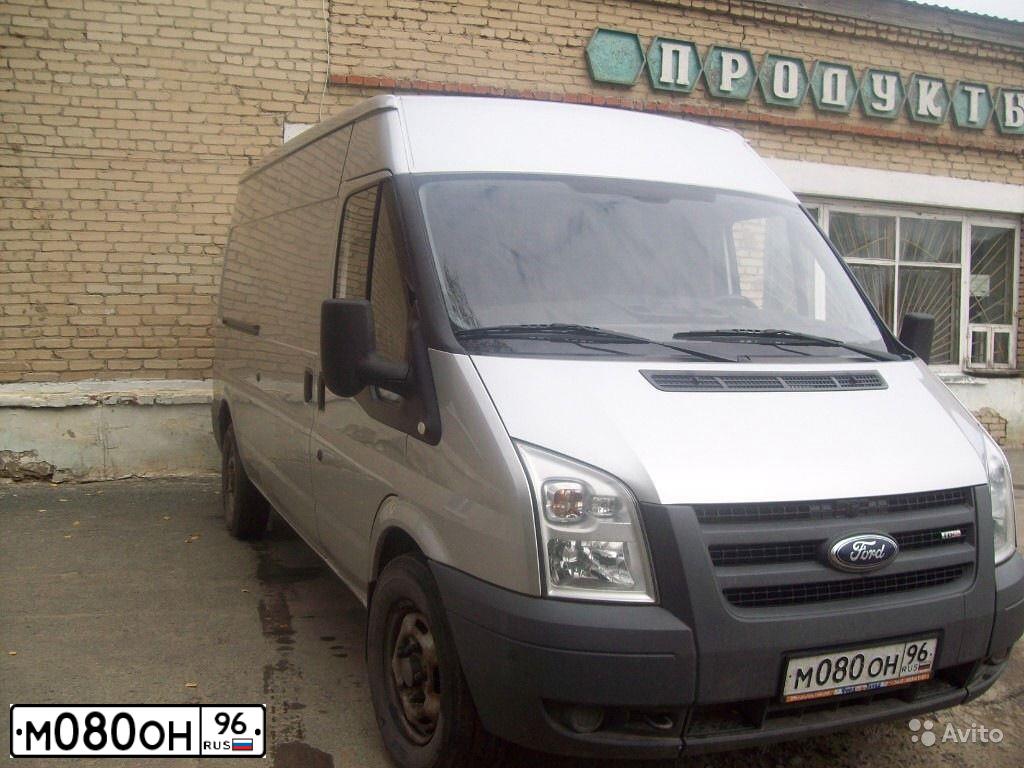Фото автомобиля FORD TRANSIT, 2008 — госномер Т520УВ72. Цвет: Серебристый