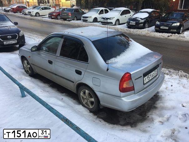 Фото автомобиля TAGAZ Z ACCENT, 2004 — госномер У838ВС31. Цвет: Серебристый