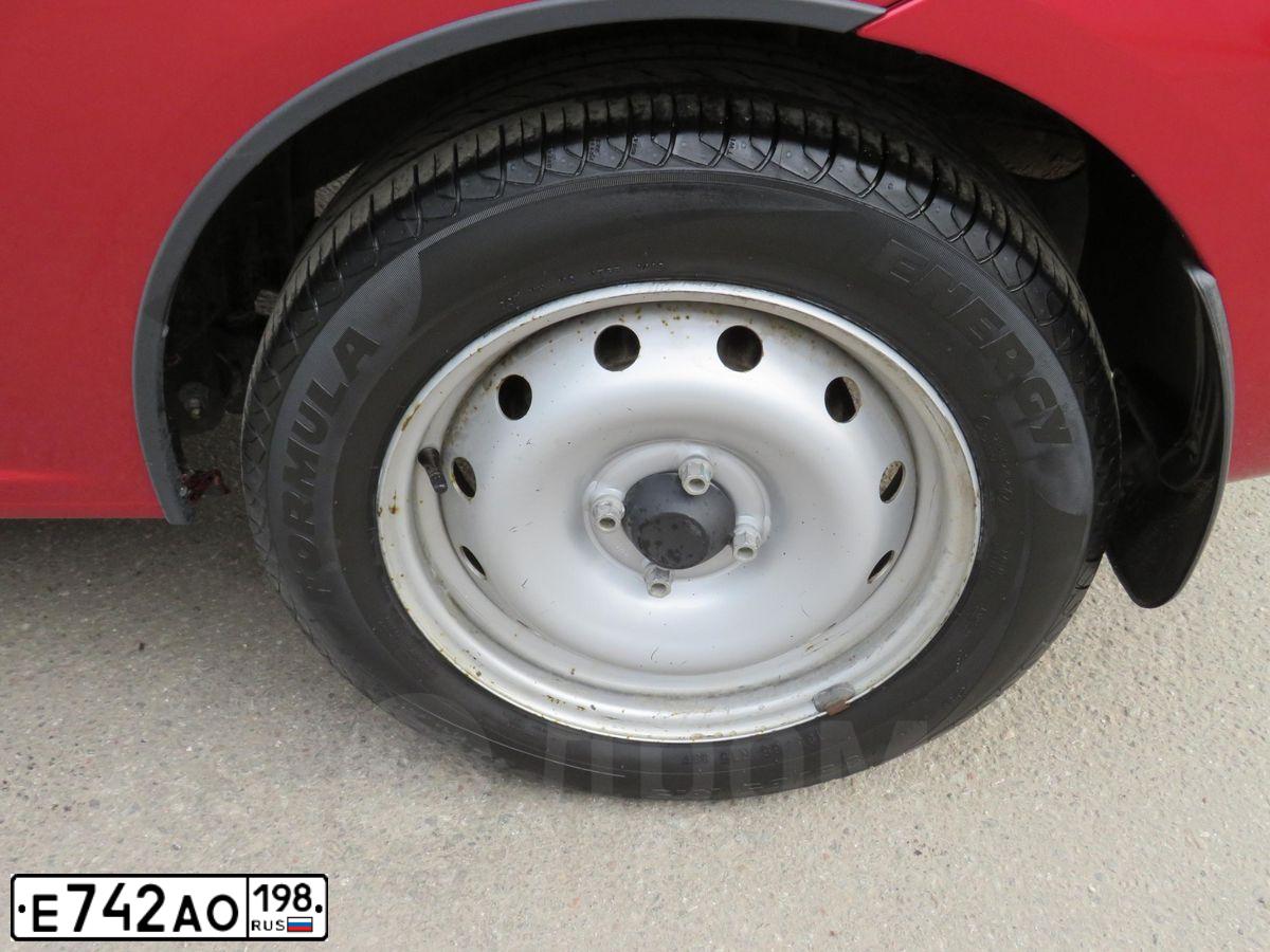 Фото автомобиля LADA LARGUS, 2019 — госномер К083ТВ198. Цвет: Красный