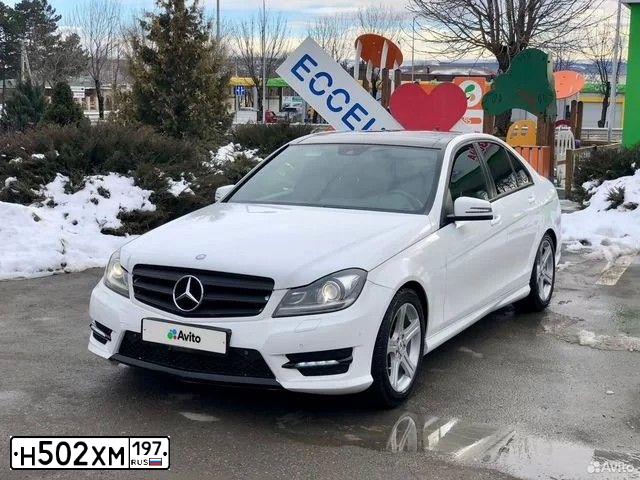 Фото автомобиля MERCEDES C-KLASSE, 2012 — госномер М344ОО126. Цвет: Комбинированный бело-черный