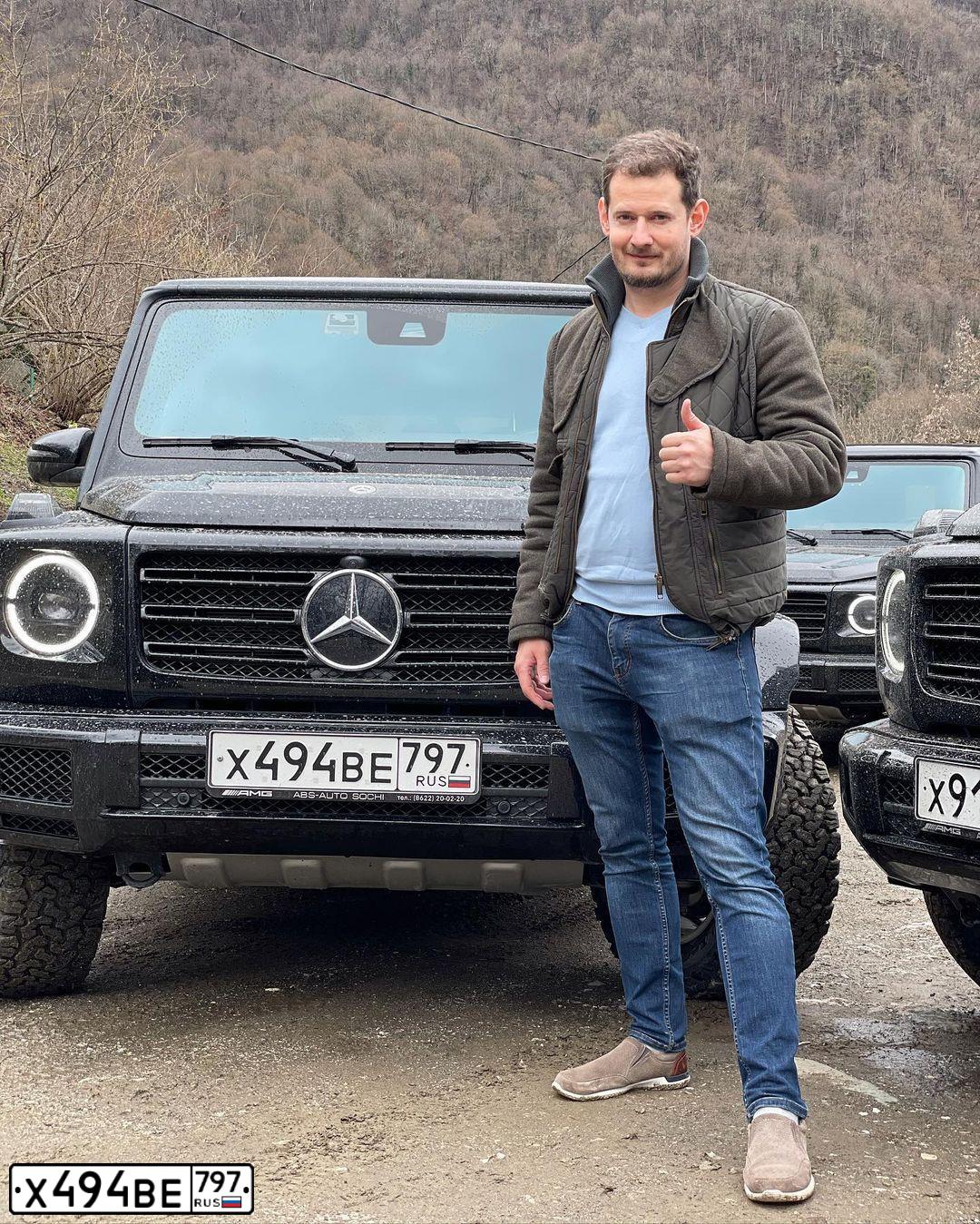 Фото автомобиля MERCEDES-BENZ G-CLASS, 2020 — госномер В640НМ92. Цвет: ЧЕРНЫЙ