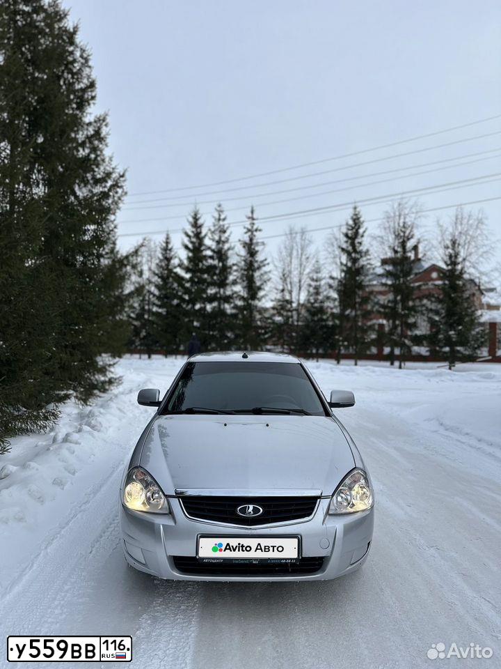 Фото автомобиля LADA 2172 PRIORA, 2012 — госномер У559ВВ116. Цвет: СВЕТЛО-СЕРЕБРИСТЫЙ МЕТАЛЛ