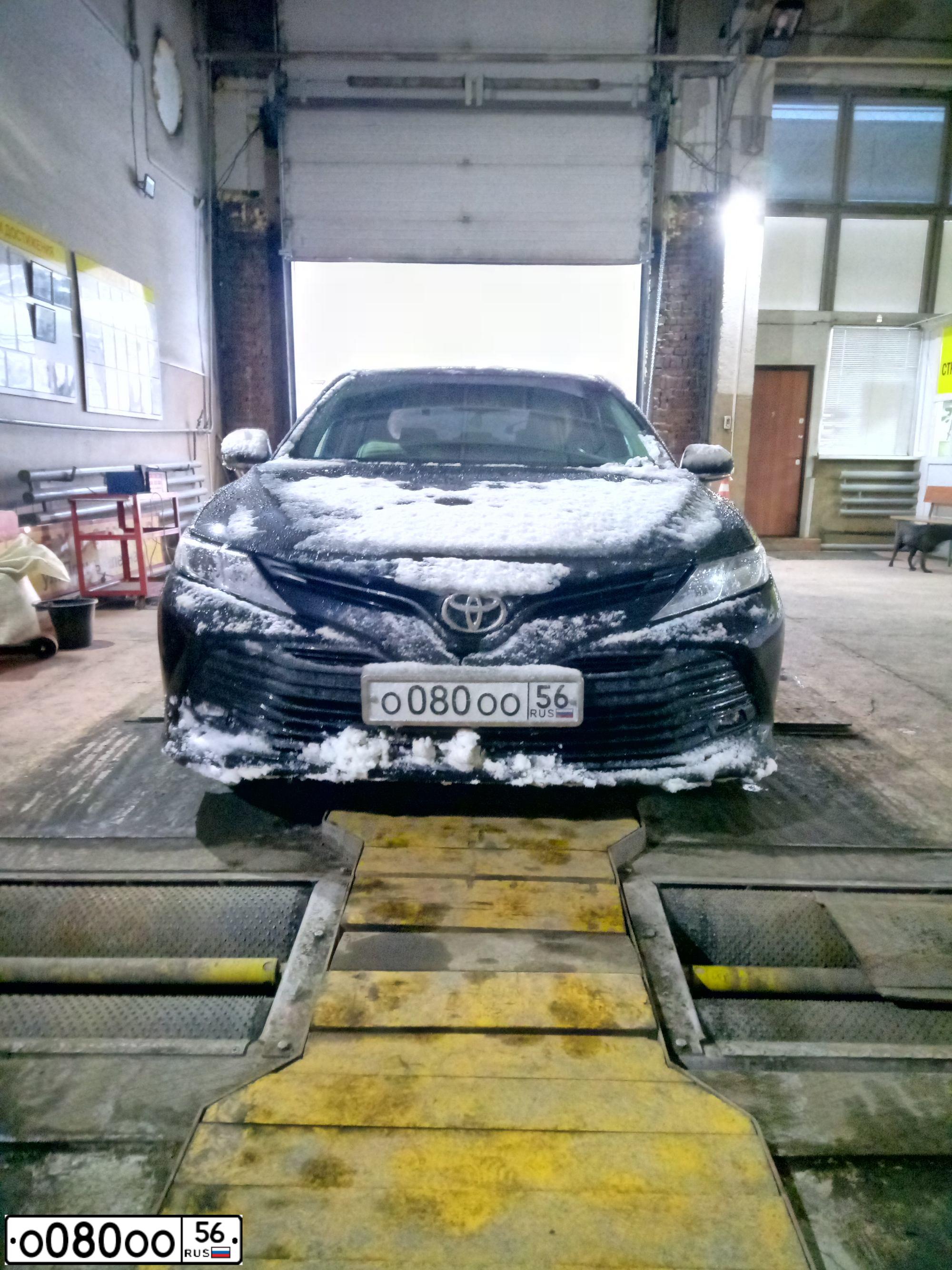 Фото автомобиля TOYOTA CAMRY, 2012 — госномер О145ОО56. Цвет: ЧЕРНЫЙ МЕТАЛЛИК