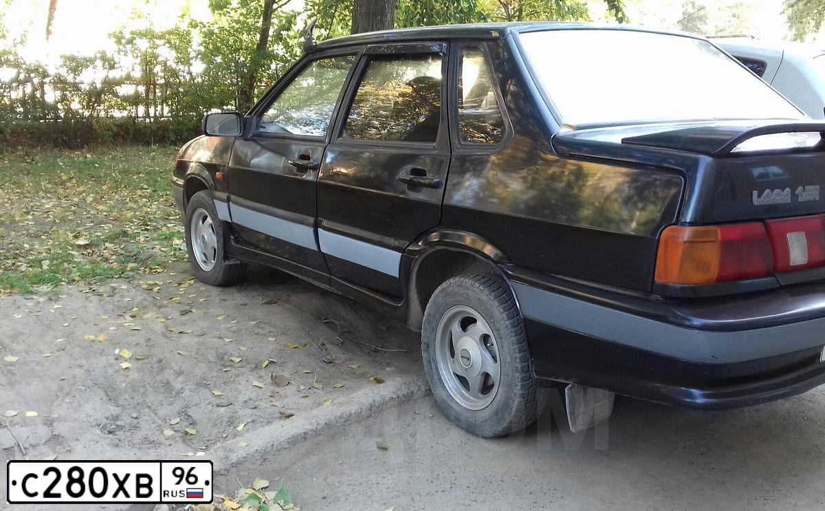 Фото автомобиля LADA 2115 SAMARA, 2003 — госномер Р575ВВ196. Цвет: ЧЕРНЫЙ