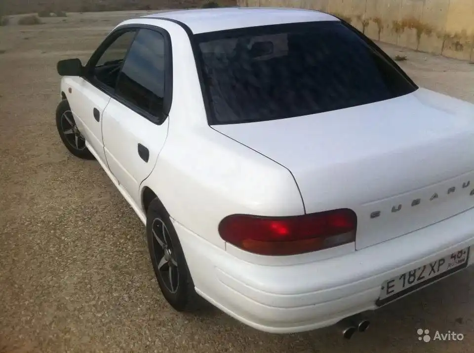Фото автомобиля AUDI A6, 1998 — госномер Н332АМ550. Цвет: БЕЛЫЙ(СЕРЕБРИСТЫЙ