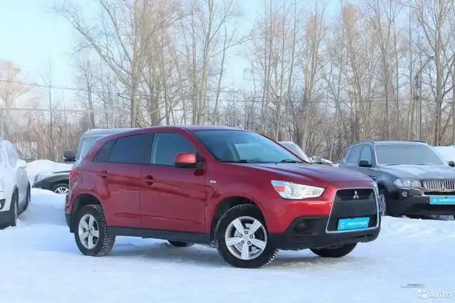 Фото автомобиля MITSUBISHI ASX, 2010 — госномер Р707ЕМ142. Цвет: Красный