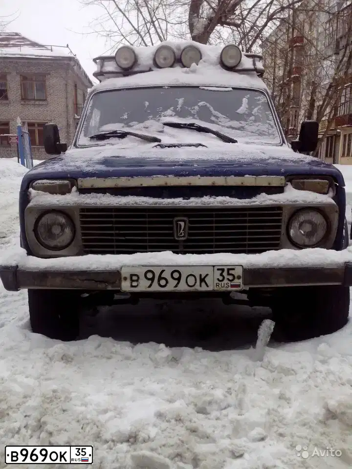 Фото автомобиля LADA 2131 NIVA, 2002 — госномер В969ОК35. Цвет: СИНЕ-ЗЕЛЕНЫЙ