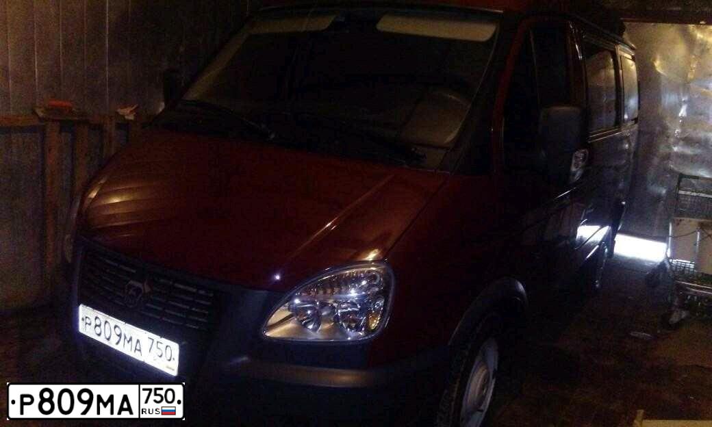 Фото автомобиля GAZ 2752, 2014 — госномер М681ХА33. Цвет: ВИШНЕВЫЙ