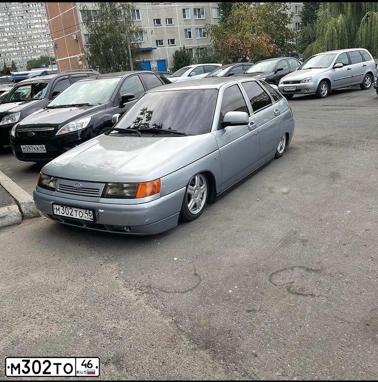 Фото автомобиля LADA 2112, 2007 — госномер Т592ТУ31. Цвет: СЕРО-ЗЕЛЕНЫЙ МЕТАЛЛИК
