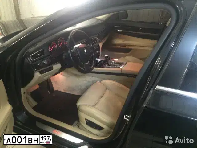 Фото автомобиля MERCEDES GLE-KLASSE, 2020 — госномер А001ВН197. Цвет: ЗЕЛЕНЫЙ