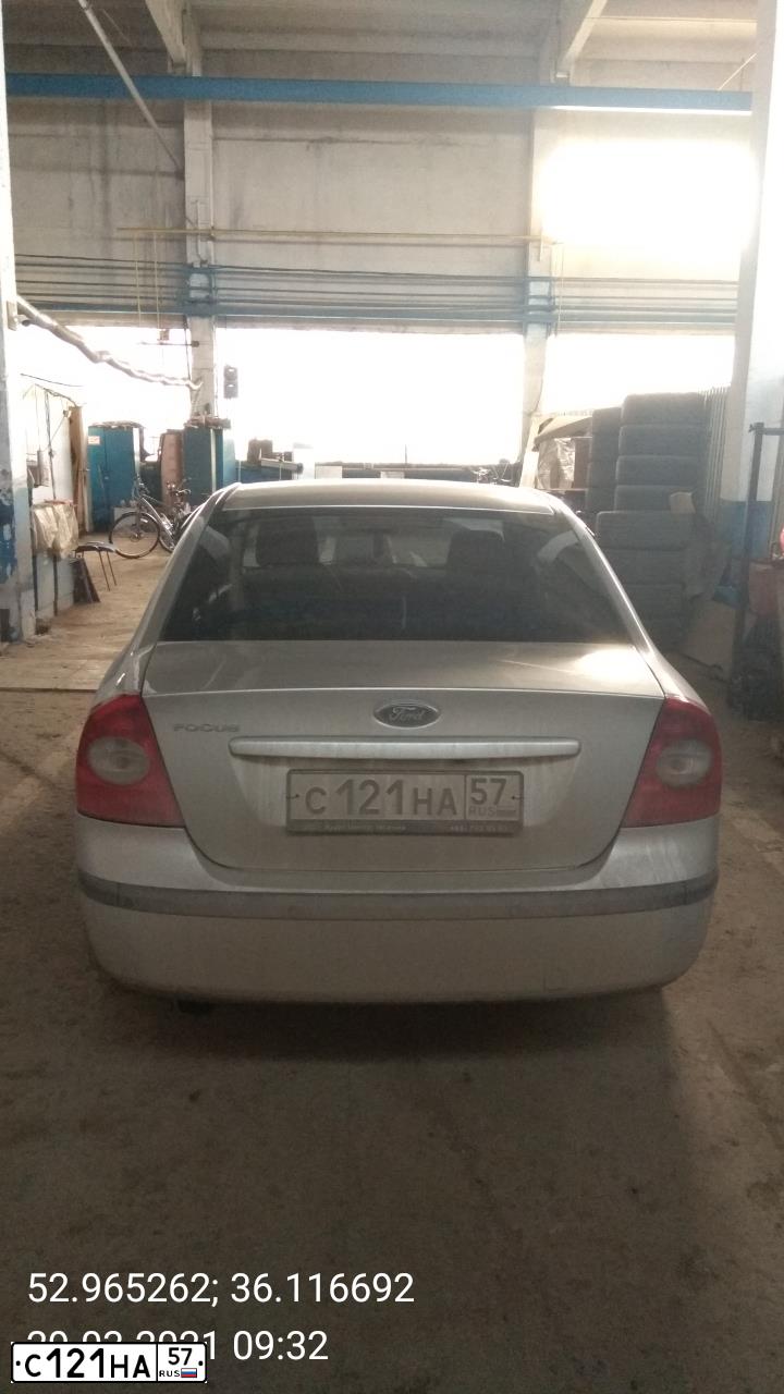Фото автомобиля FORD FOCUS, 2005 — госномер С121НА57. Цвет: СЕРЫЙ МЕТАЛЛИК