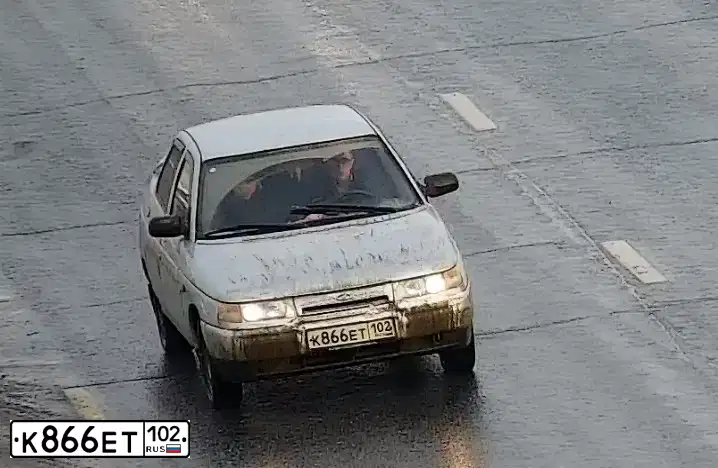 Фото автомобиля LADA 2110, 2001 — госномер К866ЕТ102. Цвет: Светло-Серебристый металлик