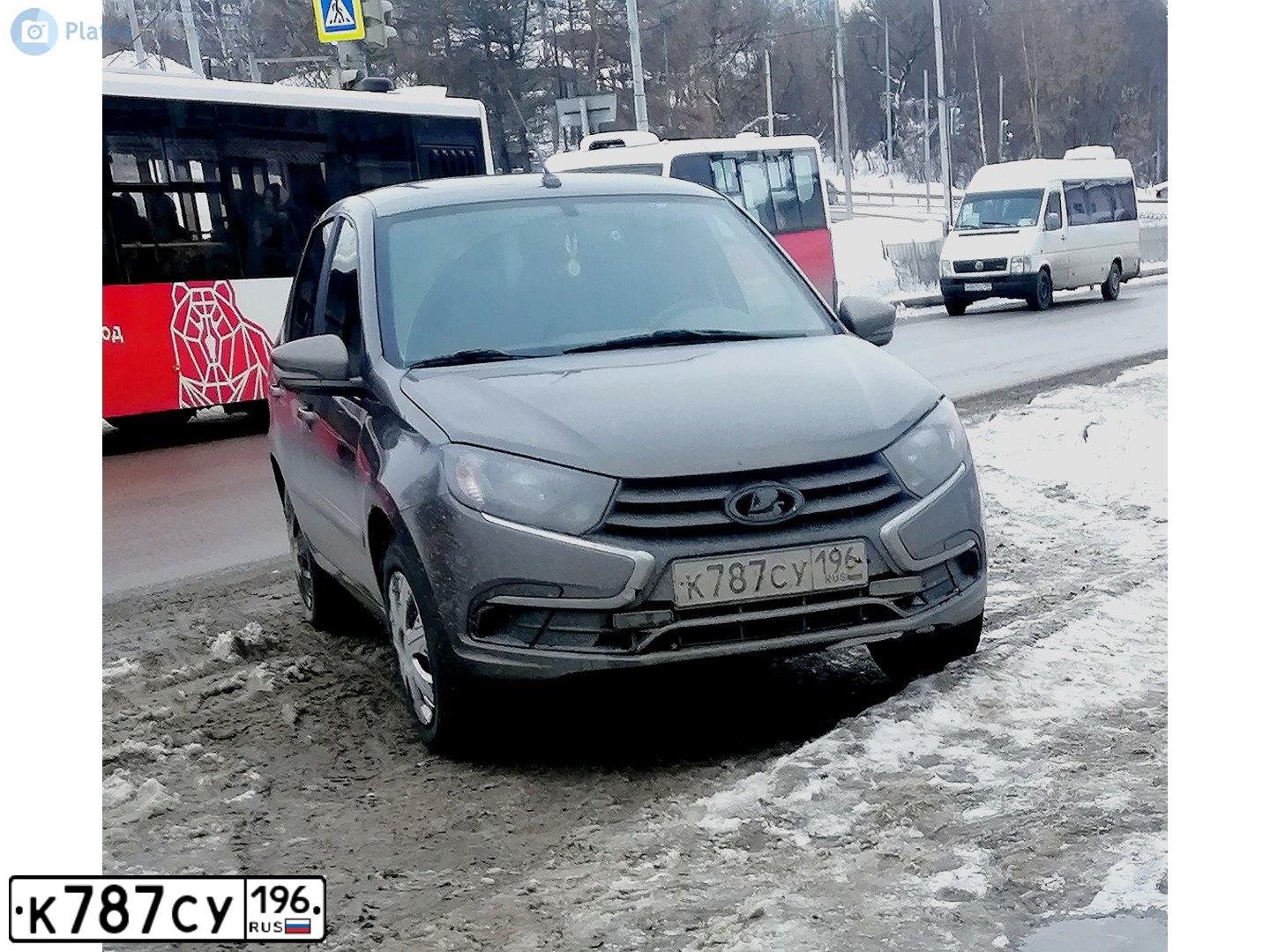Фото автомобиля LADA 2190 GRANTA, 2018 — госномер К787СУ196. Цвет: Золотисто-коричневый
