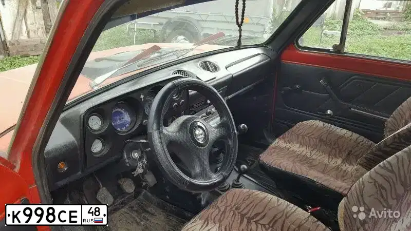 Фото автомобиля LADA 2121 NIVA, 1989 — госномер У048СК48. Цвет: КРАСНЫЙ