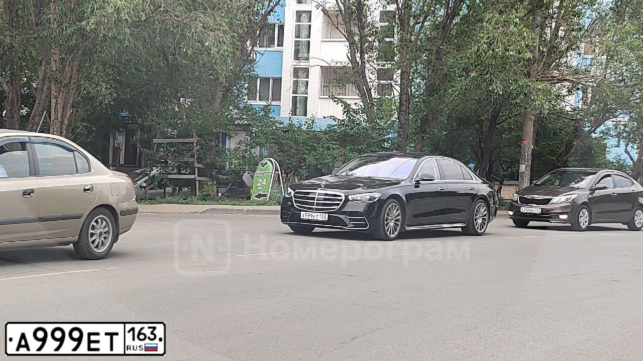 Фото автомобиля TOYOTA LANDCRUISER 200, 2019 — госномер Р100КМ761. Цвет: ЧЕРНЫЙ