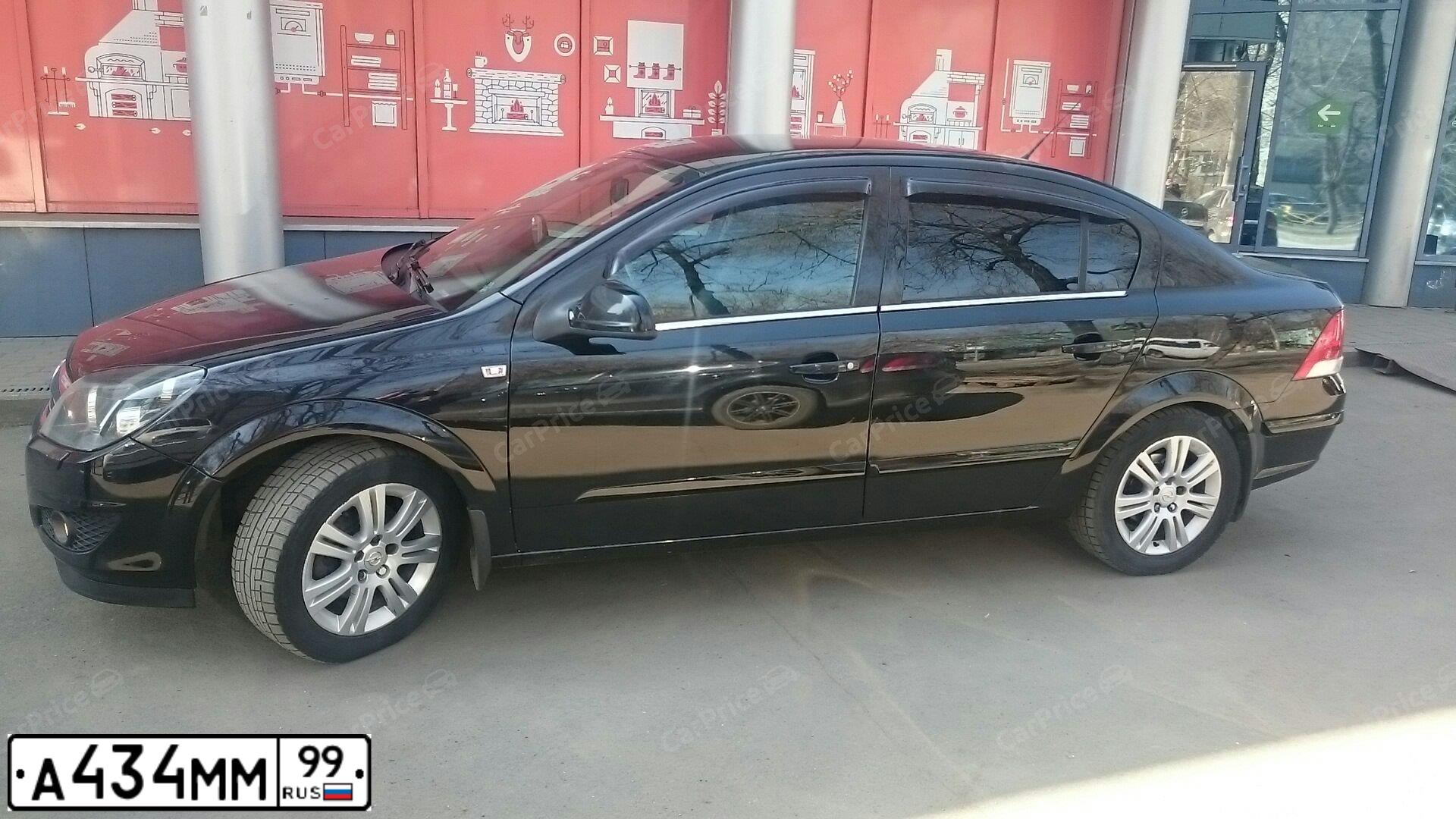 Фото автомобиля MERCEDES GLC-KLASSE, 2019 — госномер М545НМ797. Цвет: Белый