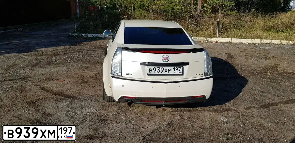 Фото автомобиля CADILLAC CTS, 2009 — госномер К177СТ716. Цвет: Белый