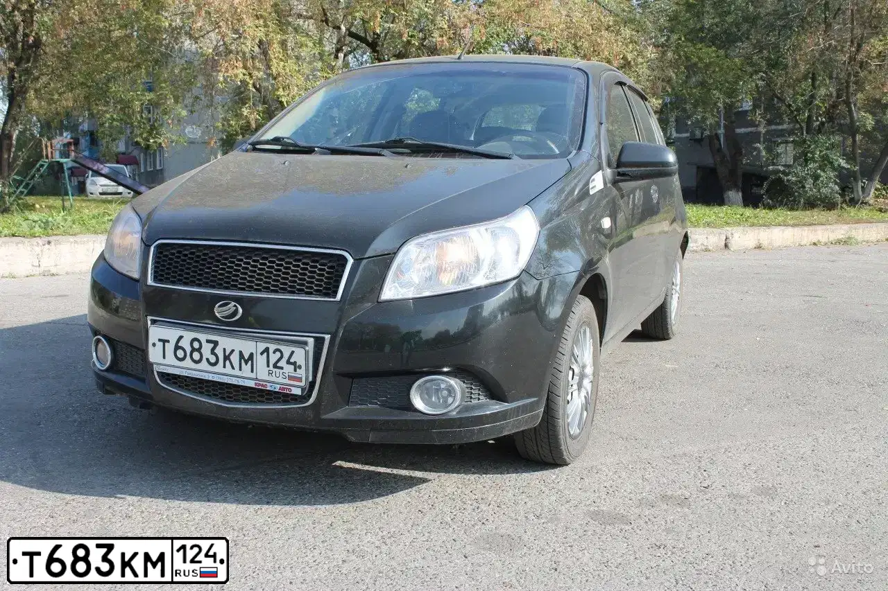 Фото автомобиля ZAZ VIDA, 2012 — госномер Т683КМ124. Цвет: ЧЕРНЫЙ