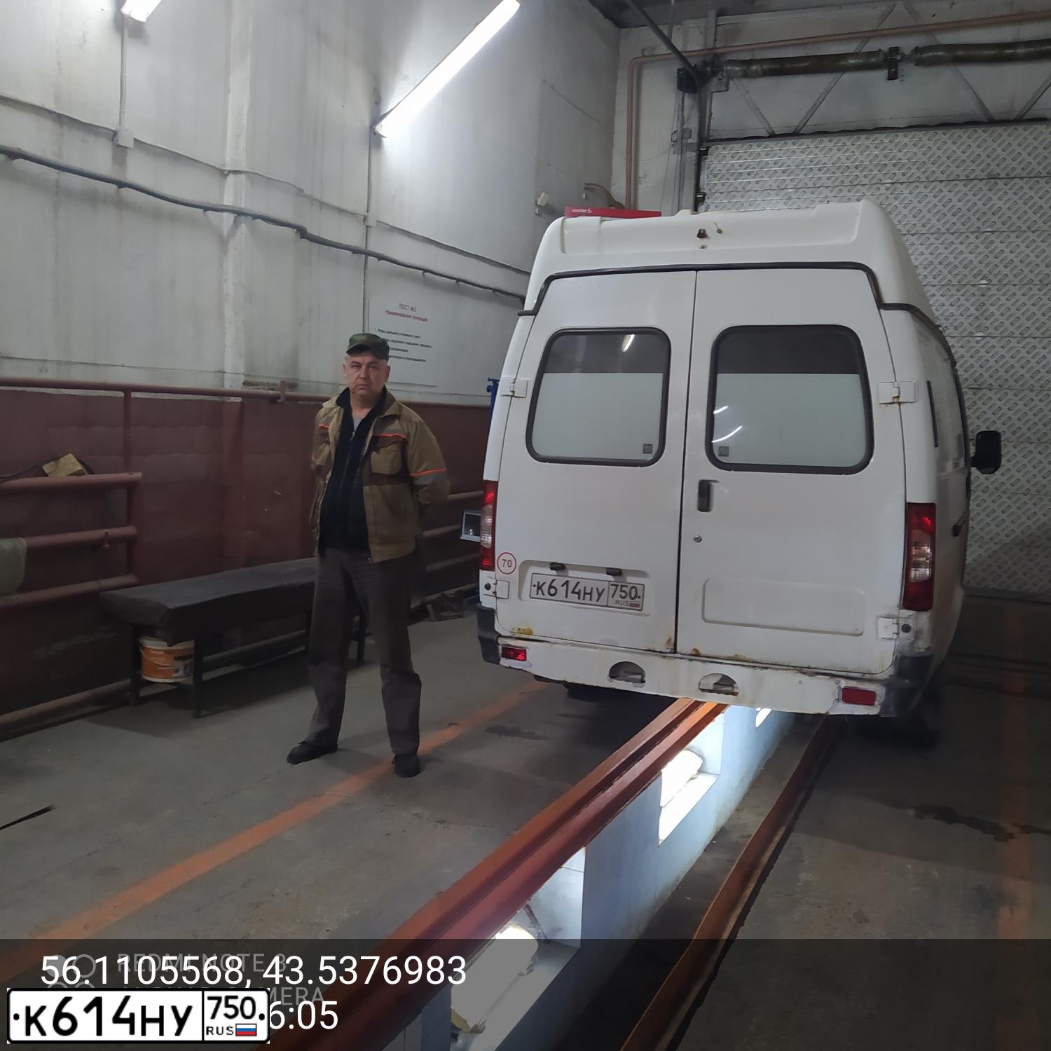 Фото автомобиля GAZ 3221 EL, 2016 — госномер А511ЕА252. Цвет: ГОСТ Р50574-2002