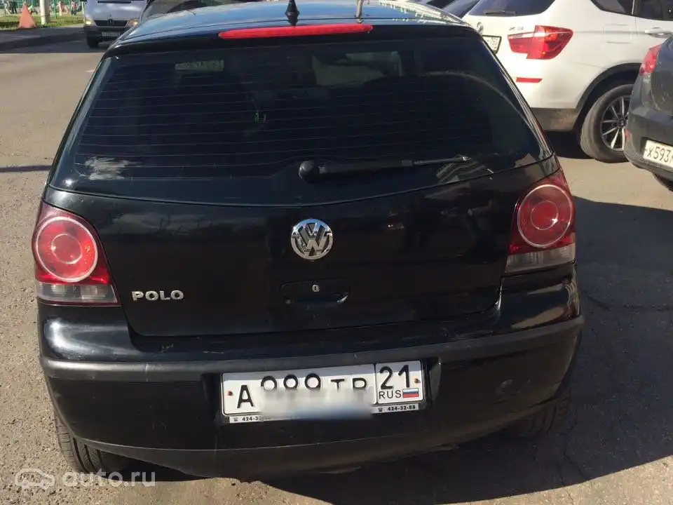 Фото автомобиля VOLKSWAGEN TIGUAN, 2011 — госномер А395ВР252. Цвет: синий