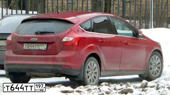 Фото автомобиля FORD FOCUS, 2012 — госномер Т644ТТ197. Цвет: КРАСНЫЙ