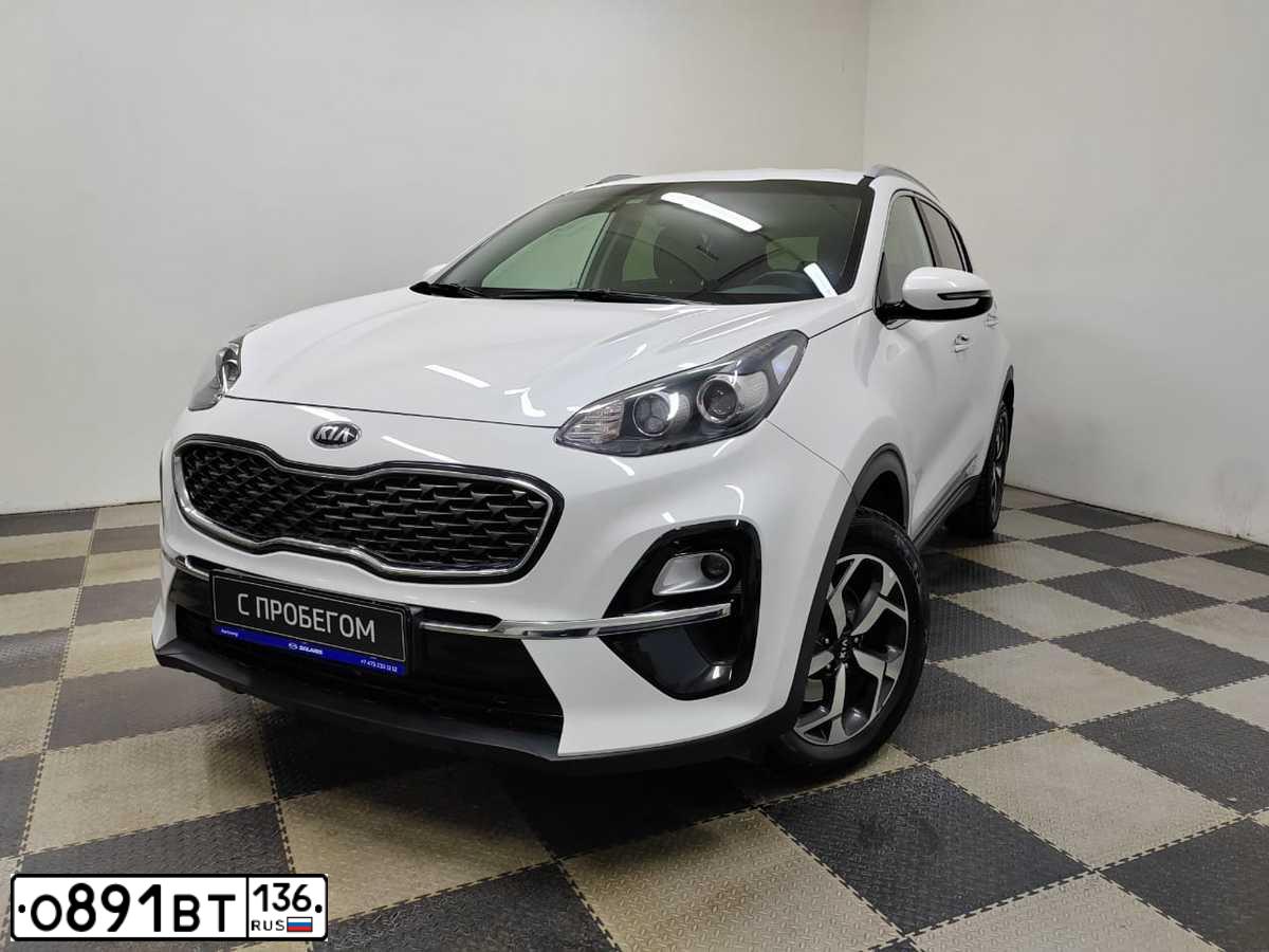 Фото автомобиля KIA SPORTAGE, 2019 — госномер О891ВТ136. Цвет: БЕЛЫЙ