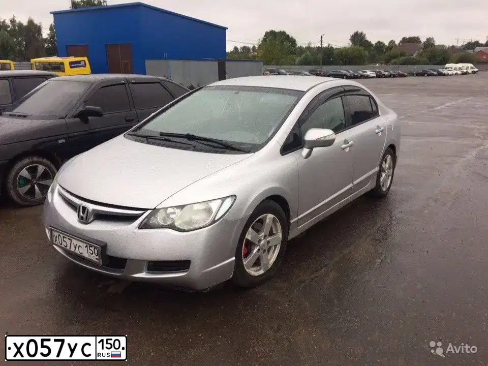 Фото автомобиля HONDA CIVIC, 2008 — госномер Х057УС150. Цвет: СЕРЕБРИСТЫЙ