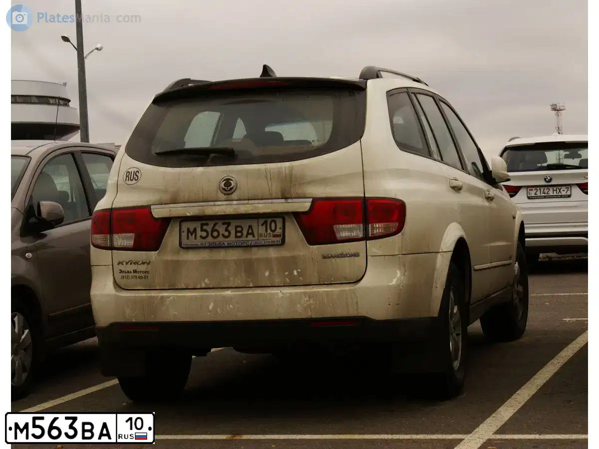 Фото автомобиля SSANGYONG KYRON, 2012 — госномер М563ВА10. Цвет: БЕЛЫЙ