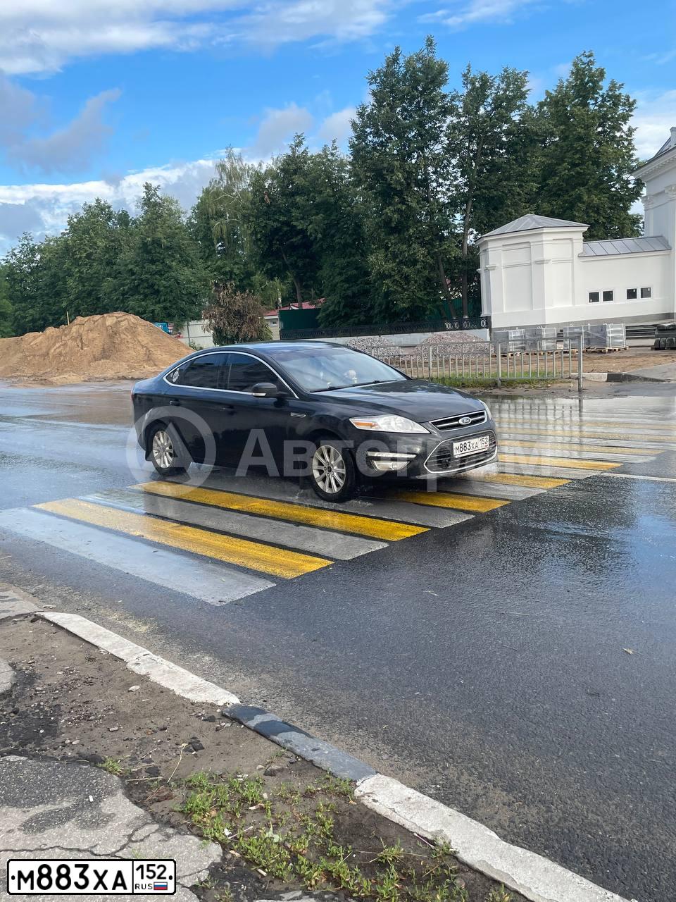 Фото автомобиля FORD MONDEO, 2013 — госномер М883ХА152. Цвет: ЧЕРНЫЙ