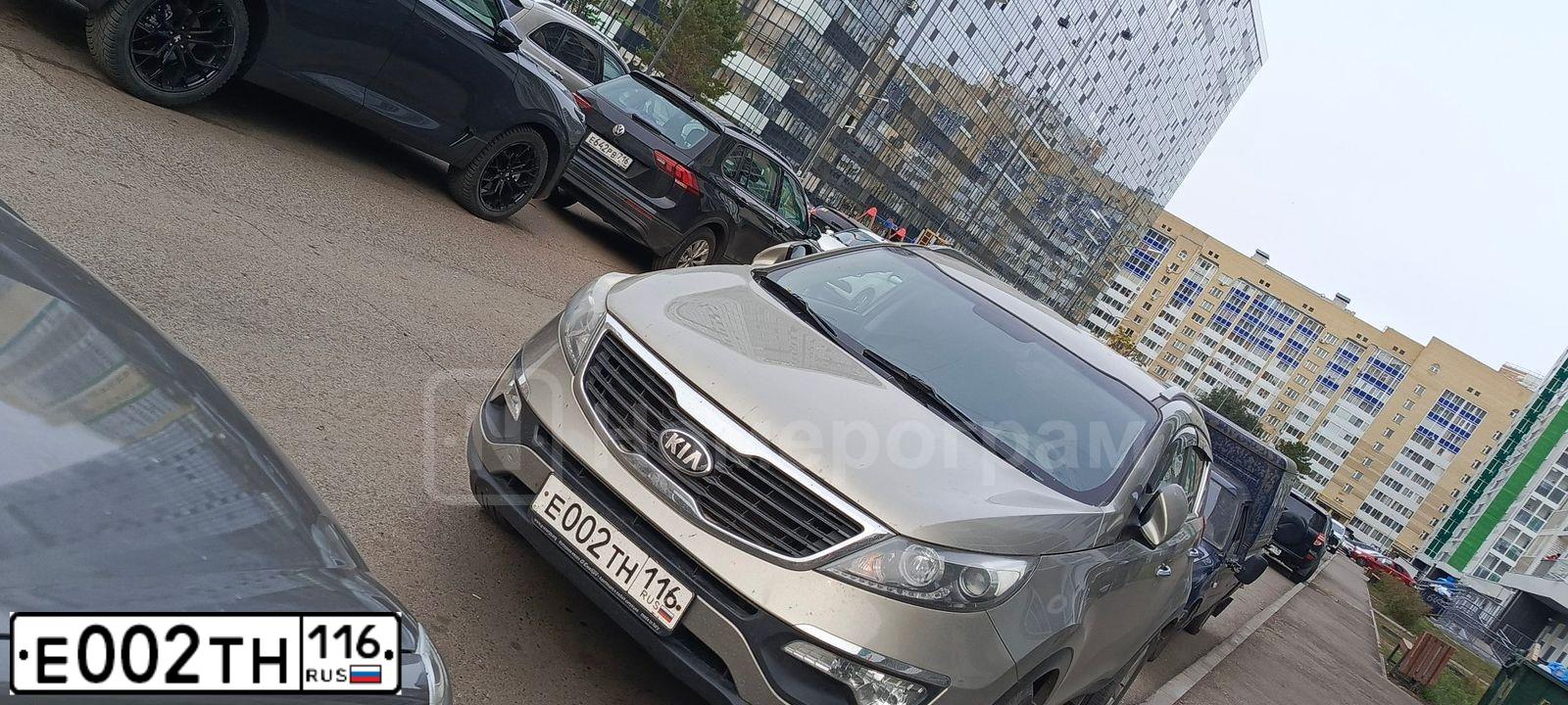 Фото автомобиля KIA SPORTAGE, 2012 — госномер Е002ТН116