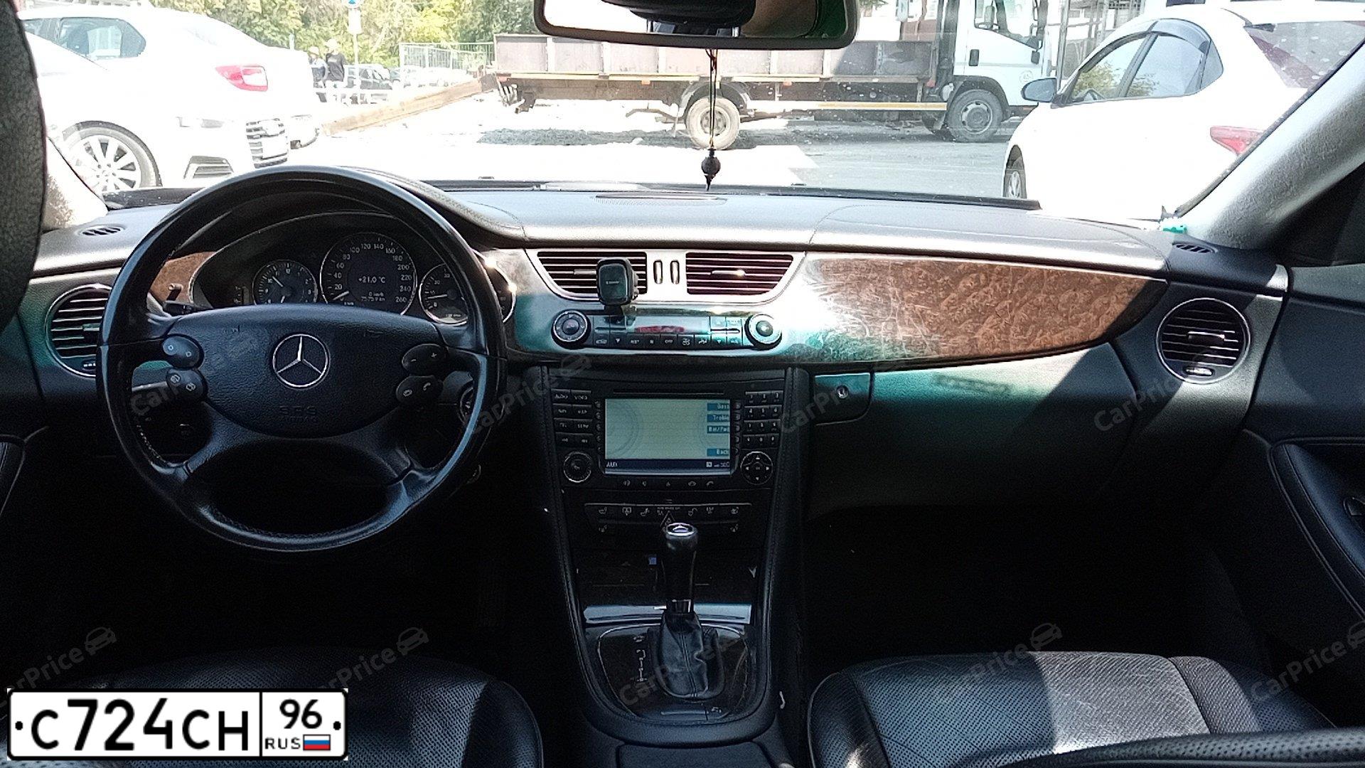 Фото автомобиля MERCEDES CLS-KLASSE, 2006 — госномер В555МЕ196. Цвет: ЧЕРНЫЙ