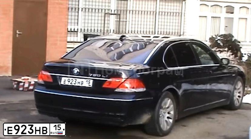 Фото автомобиля БМВ 750LI, 2007 — госномер О089МВ126. Цвет: ЧЕРНЫЙ
