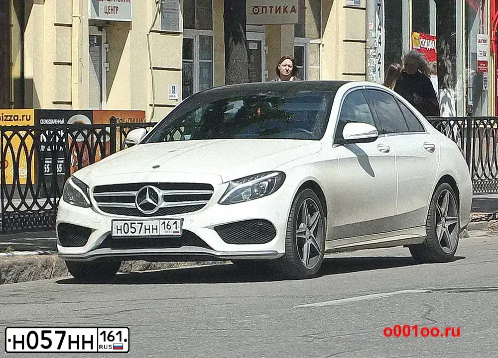 Фото автомобиля MERCEDES C-KLASSE, 2014 — госномер Н057НН161. Цвет: БЕЛЫЙ