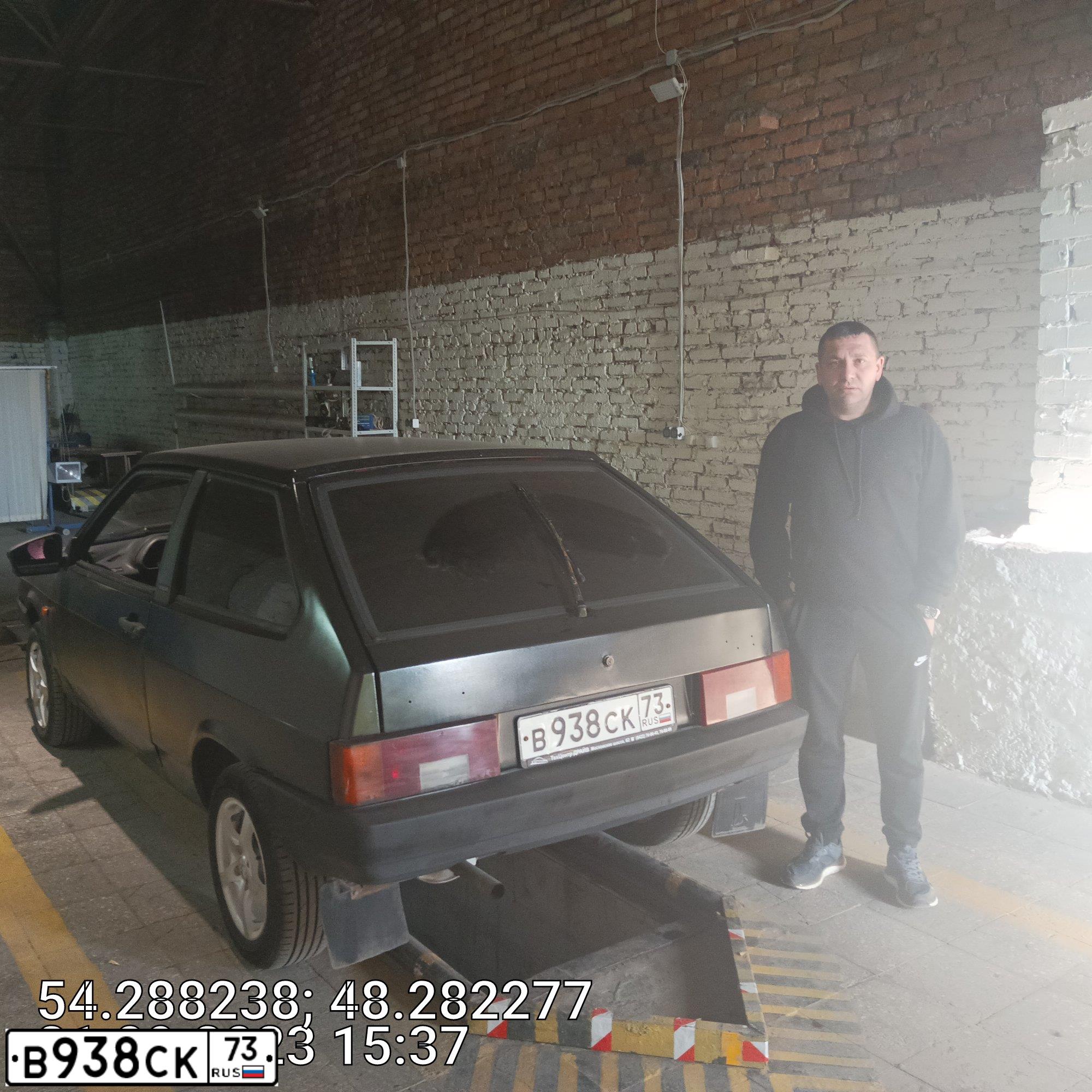 Фото автомобиля LADA 2108 SAMARA, 1987 — госномер В938СК73. Цвет: ЧЕРНЫЙ