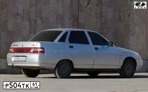 Фото автомобиля LADA 2110, 2005 — госномер Р504ТК61. Цвет: СВЕТЛО-СЕРЕБРИСТЫЙ  МЕТАЛЛИК