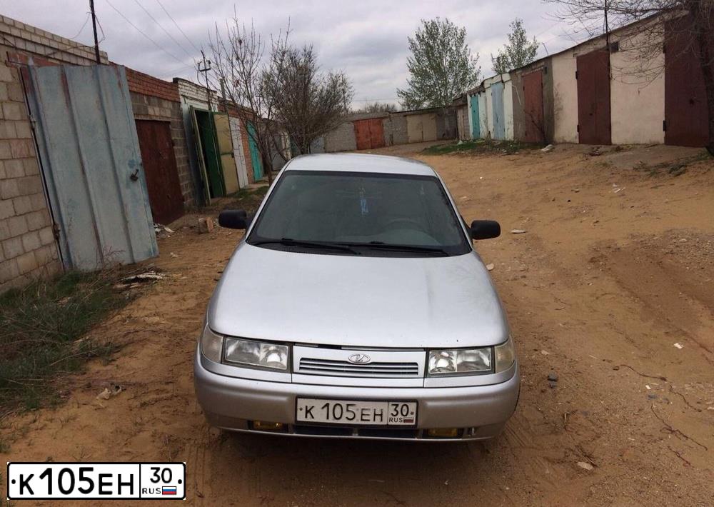 Фото автомобиля LADA 2112 LADA, 2008 — госномер К105ЕН30. Цвет: Светло-Серебристый металлик