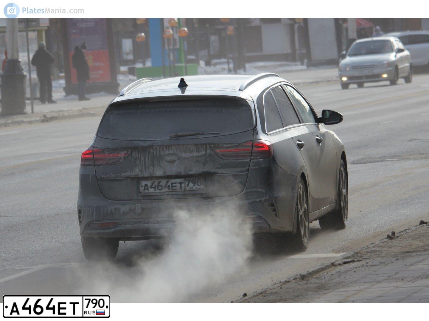 Фото автомобиля KIA CEE'D, 2019 — госномер А464ЕТ790. Цвет: Серый