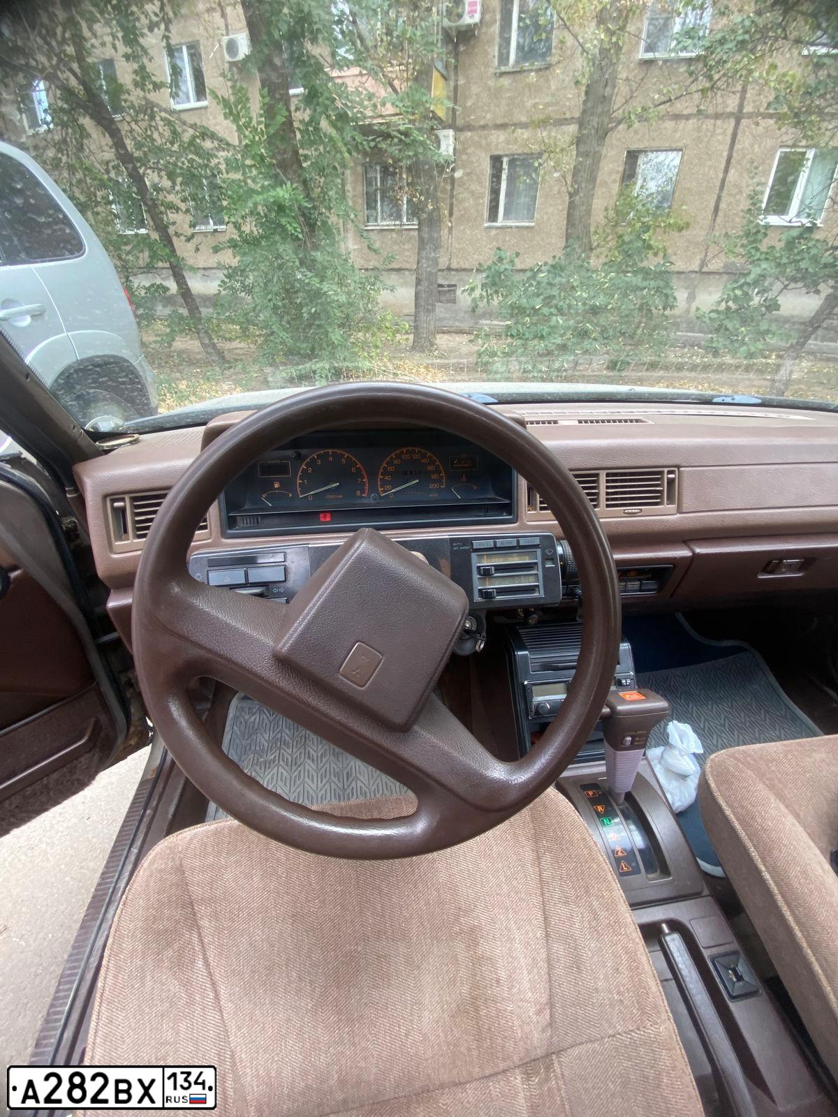Фото автомобиля MITSUBISHI GALANT, 1995 — госномер А282ВХ134. Цвет: СЕРЫЙ