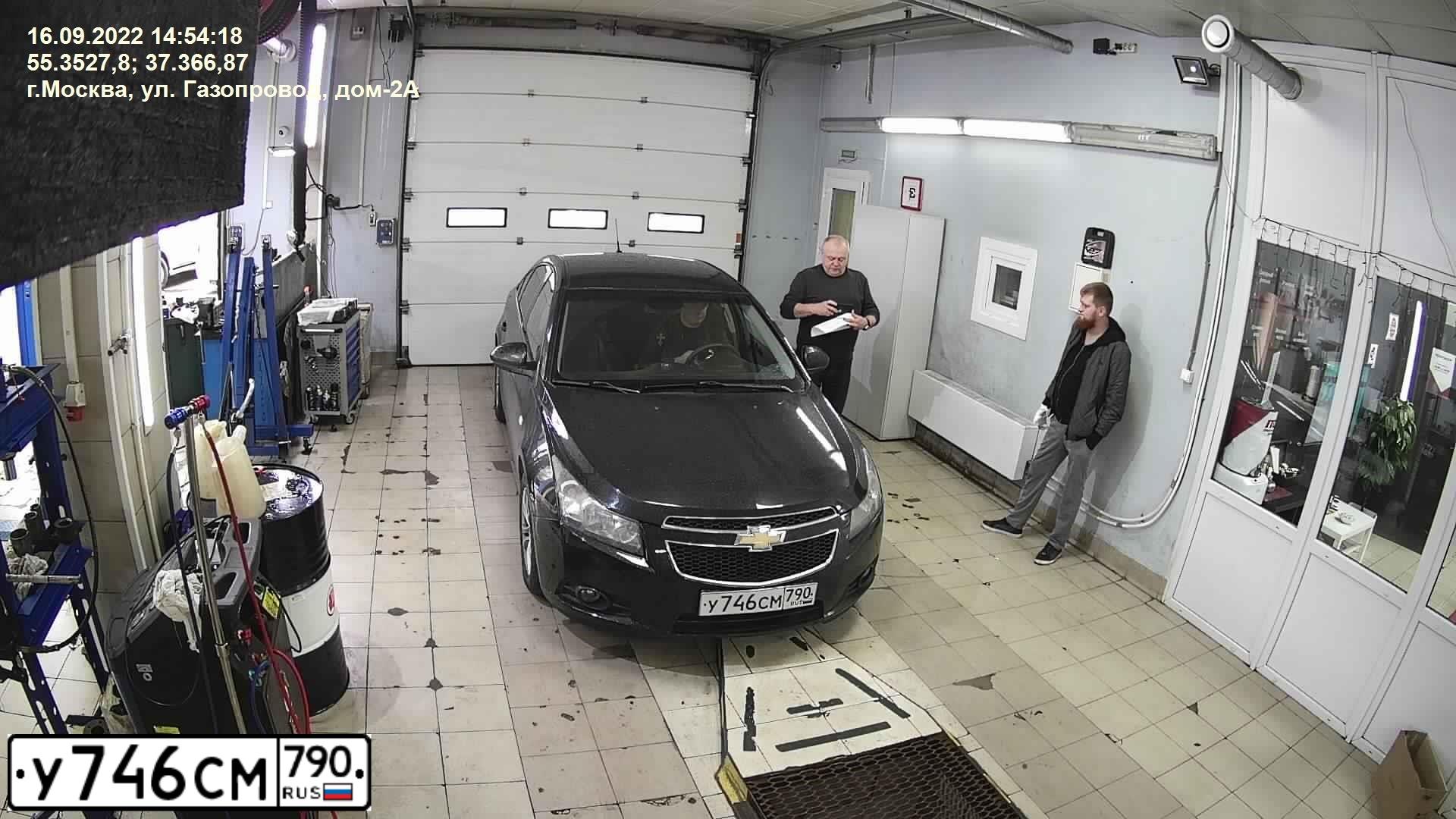 Фото автомобиля CHEVROLET CRUZE, 2012 — госномер М551СТ40. Цвет: ЧЕРНЫЙ МЕТАЛЛИК
