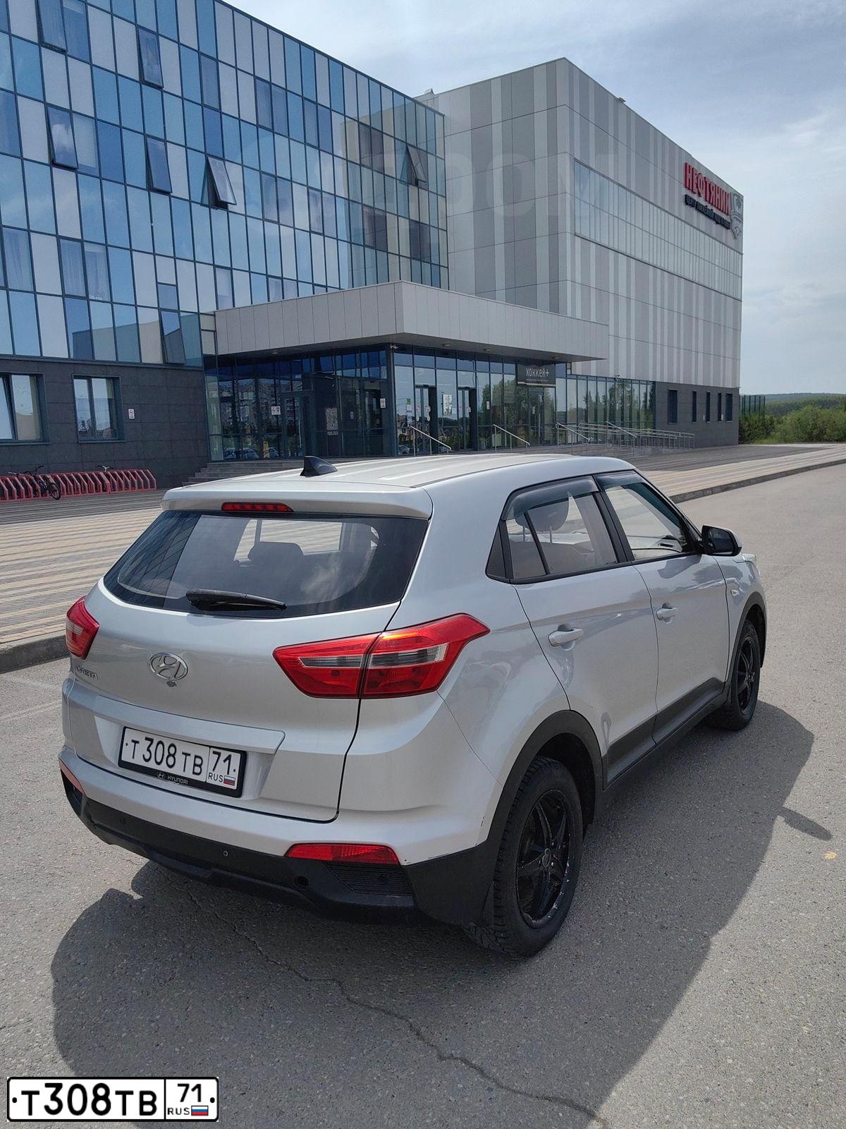 Фото автомобиля HYUNDAI CRETA, 2018 — госномер Т088УУ18. Цвет: СЕРЕБРИСТЫЙ