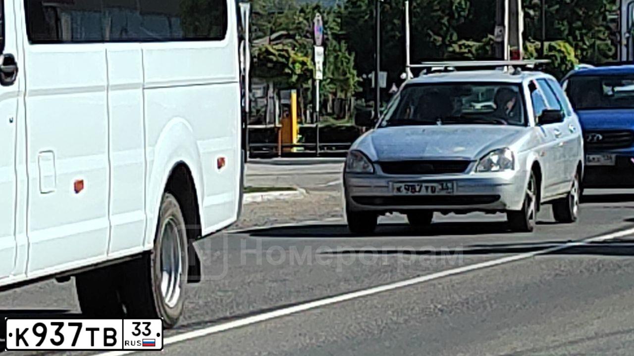 Фото автомобиля VOLKSWAGEN POLO, 2020 — госномер К937ТВ33. Цвет: Серебристый