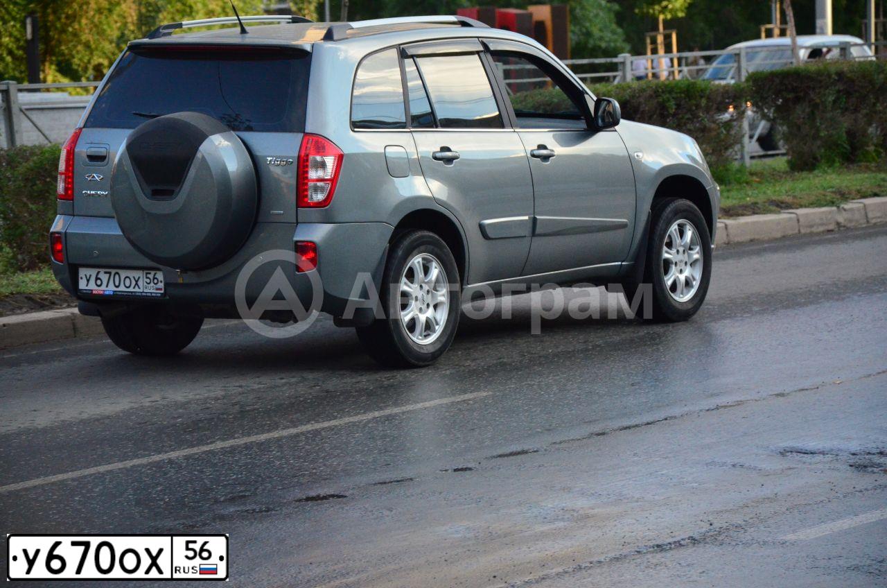 Фото автомобиля CHERY TIGGO, 2014 — госномер У670ОХ56. Цвет: СЕРЫЙ