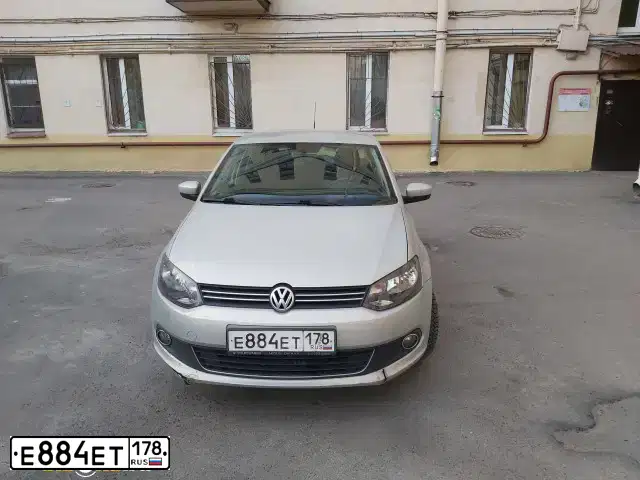 Фото автомобиля VOLKSWAGEN POLO, 2011 — госномер М928ЕУ193
