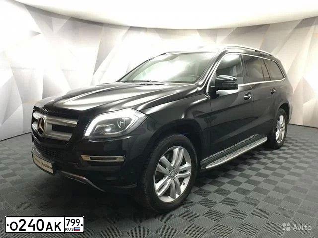 Фото автомобиля MERCEDES GL-KLASSE, 2013 — госномер О805ОЕ799. Цвет: ЧЕРНЫЙ