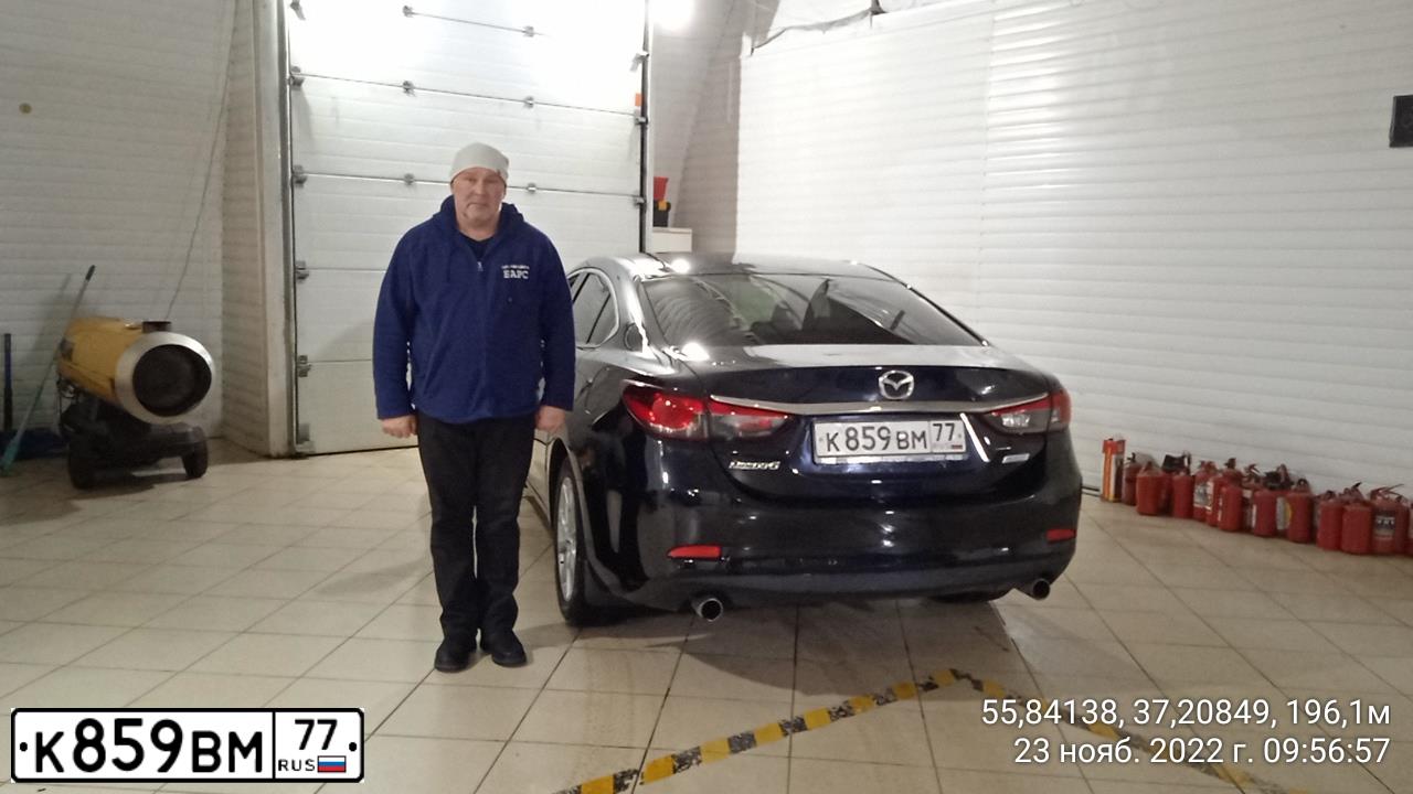 Фото автомобиля MAZDA 6, 2013 — госномер Н256КЕ21. Цвет: ЧЕРНЫЙ